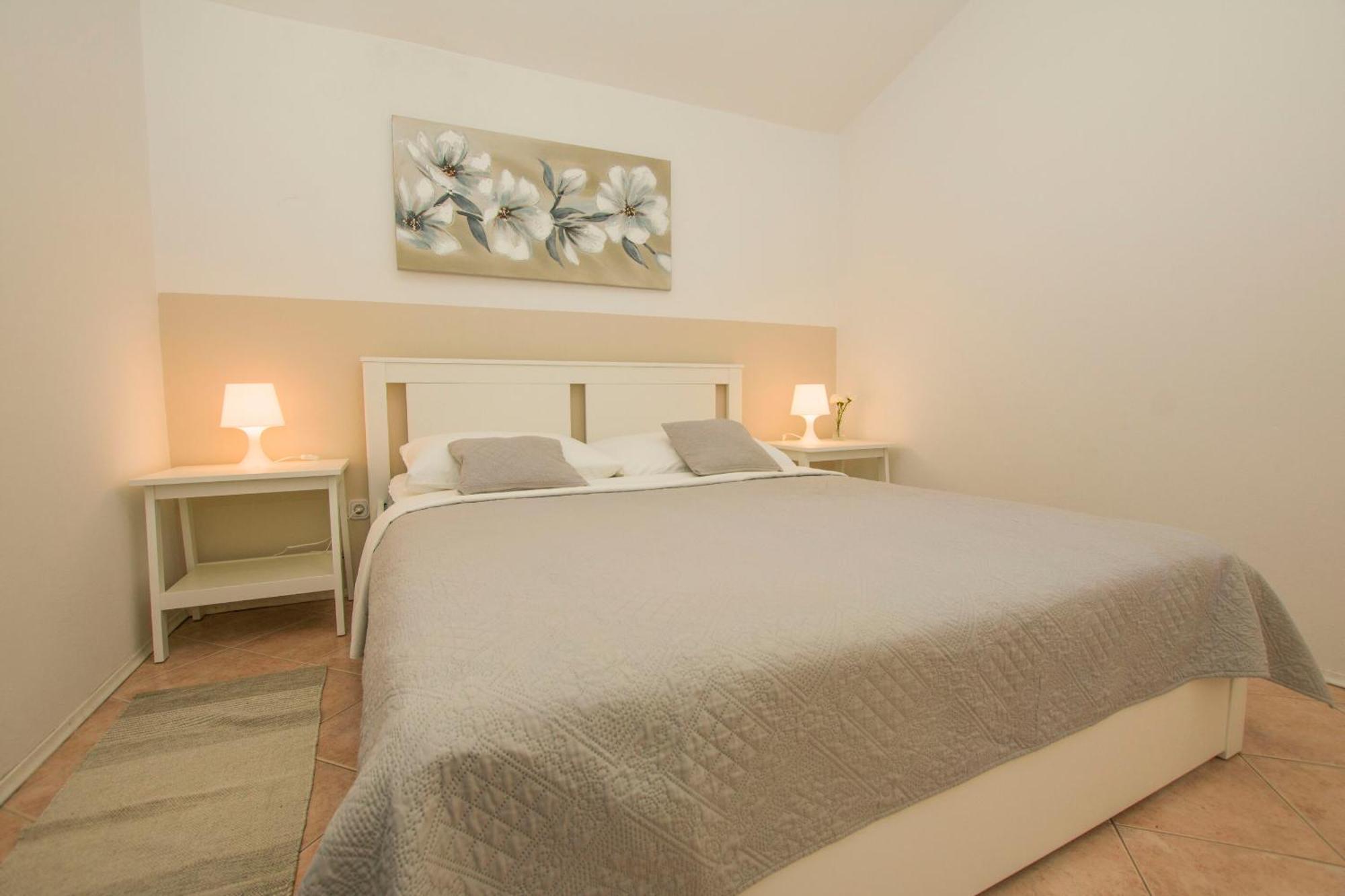 Apartments Josip Drage Extérieur photo