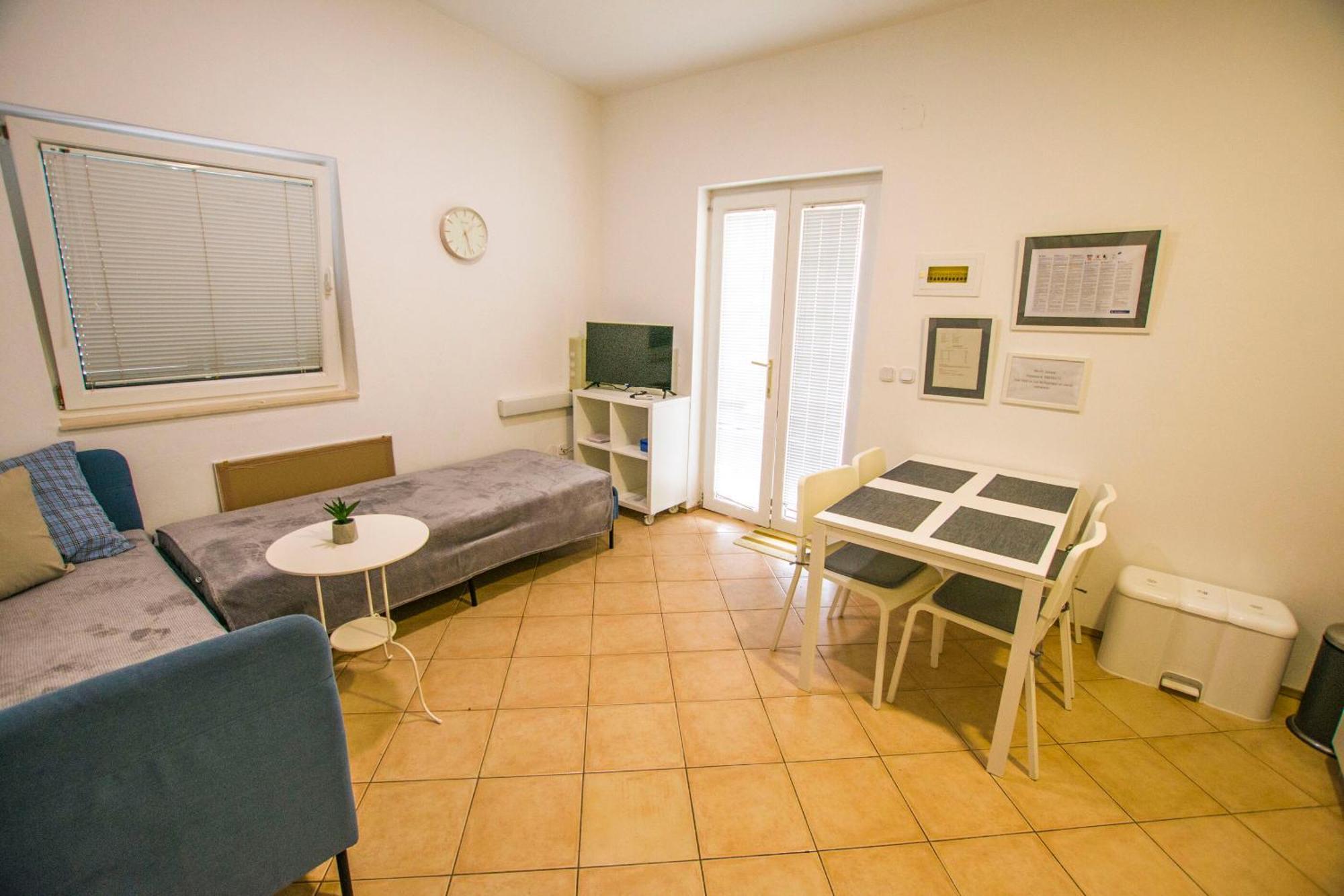Apartments Josip Drage Extérieur photo